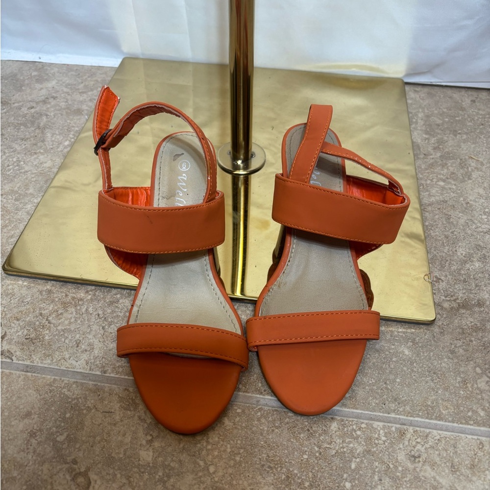 Wells Orange Block Heel Sandals Ankle Strap Open Toe Heels Size 6‎